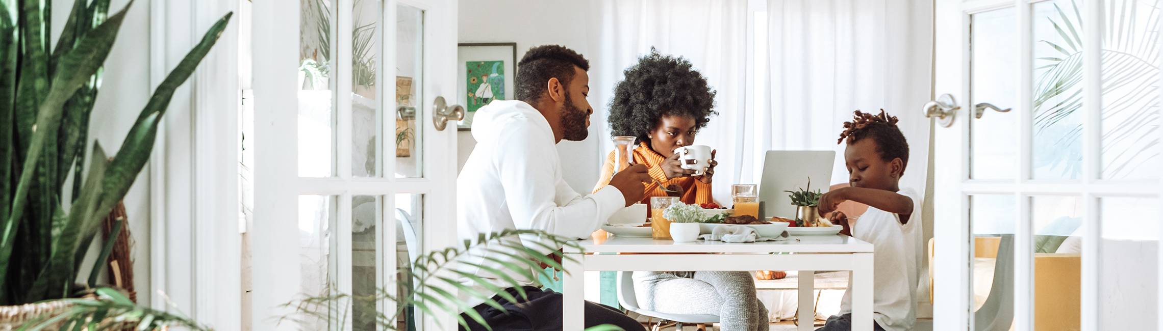 Family eating breakfast