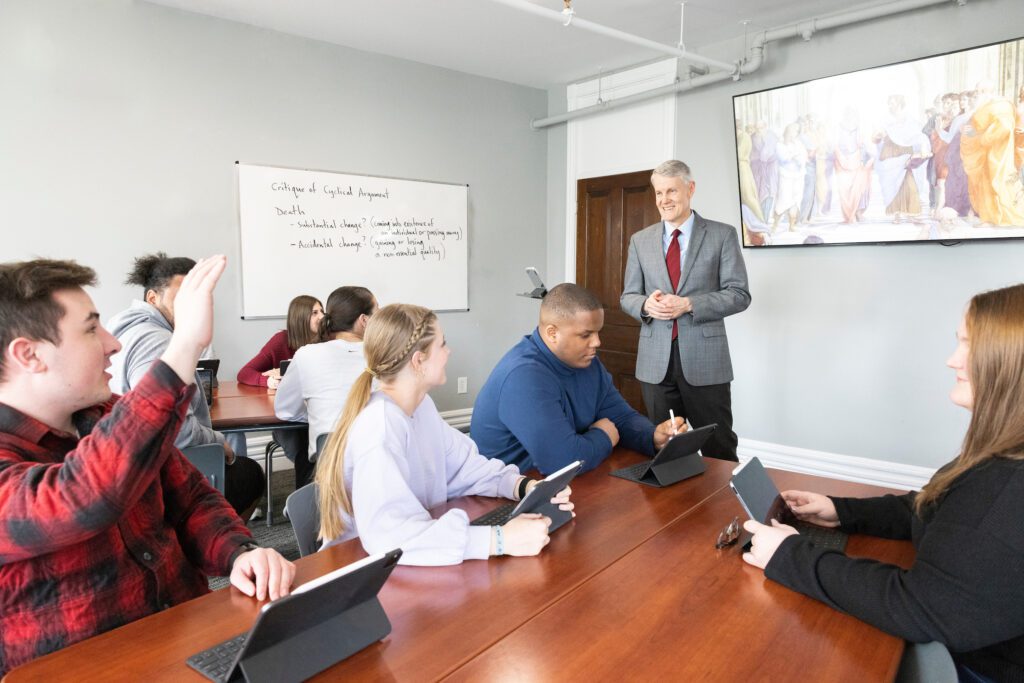 Students in a collaborative philosophy class.
